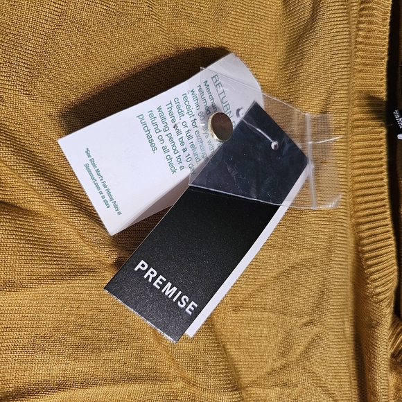 Premise Mustard Long Sleeve Top - Picture 5 of 5